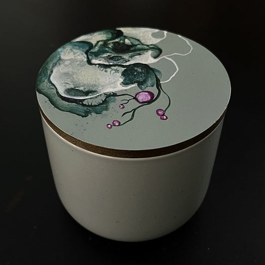 Small jar with lid